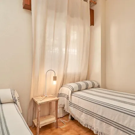 Miramar Apartment *